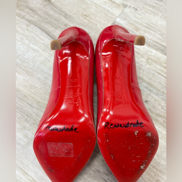 Christian Louboutin Fuchsia pumps /39 - Picture 2 of 3